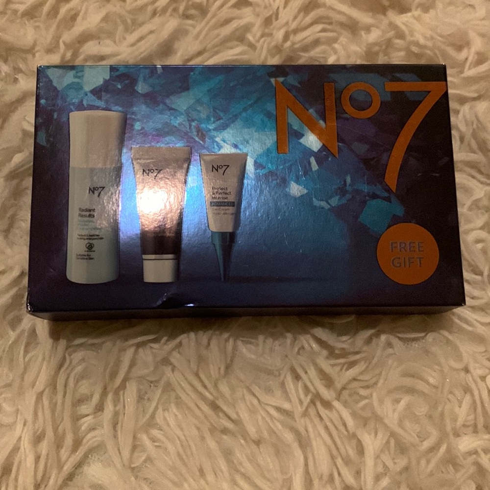 No7 Standout Favorites